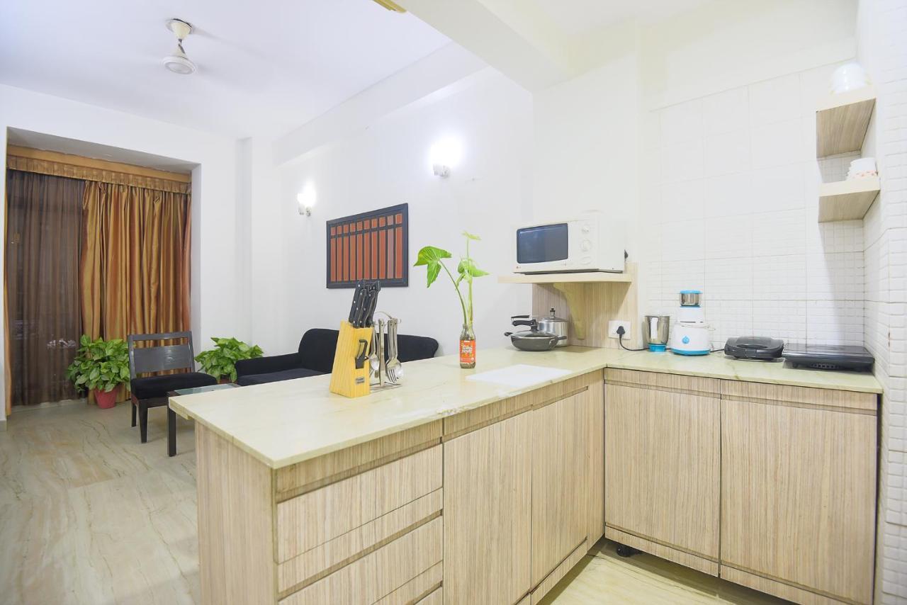 Bedchambers Serviced Apartments, Sector 40 Гургаон Экстерьер фото