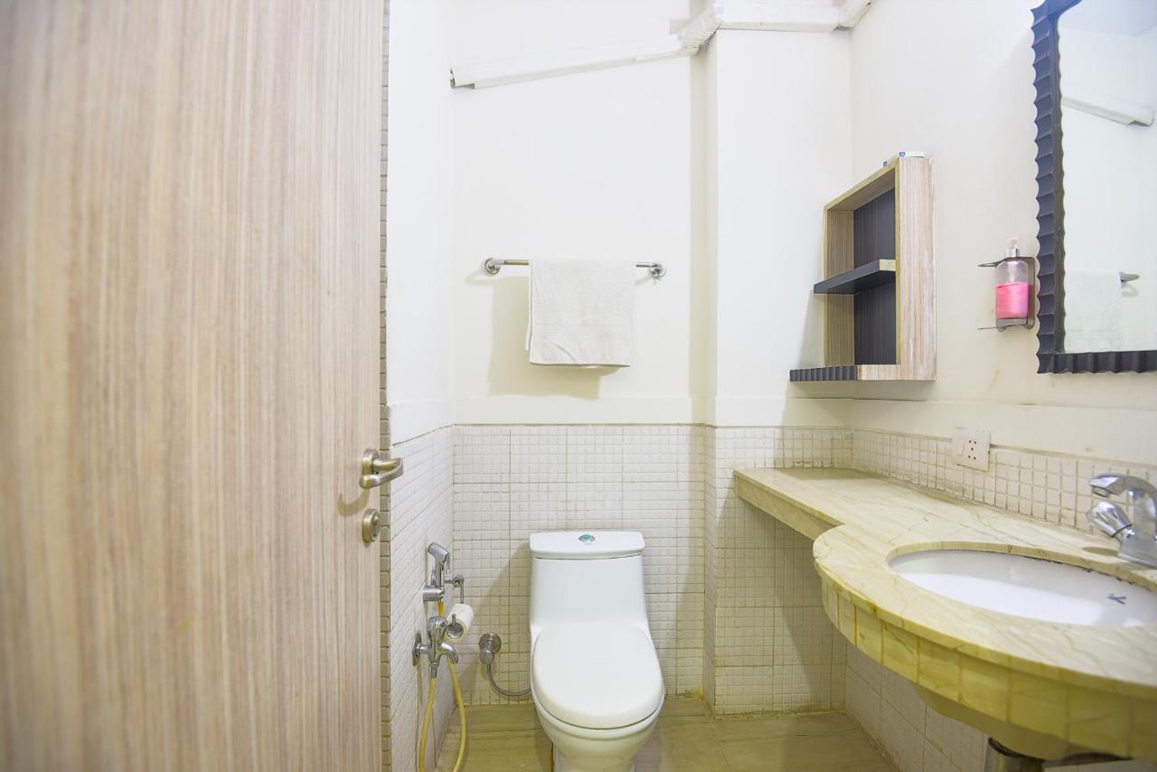 Bedchambers Serviced Apartments, Sector 40 Гургаон Экстерьер фото