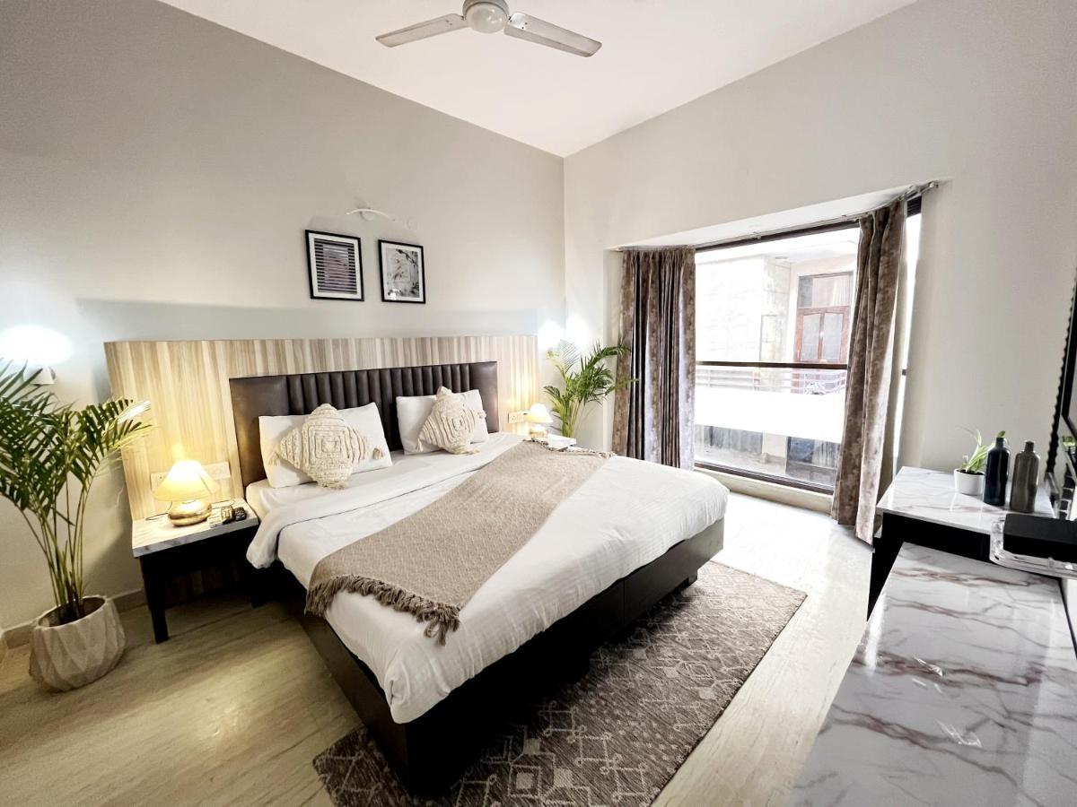 Bedchambers Serviced Apartments, Sector 40 Гургаон Экстерьер фото