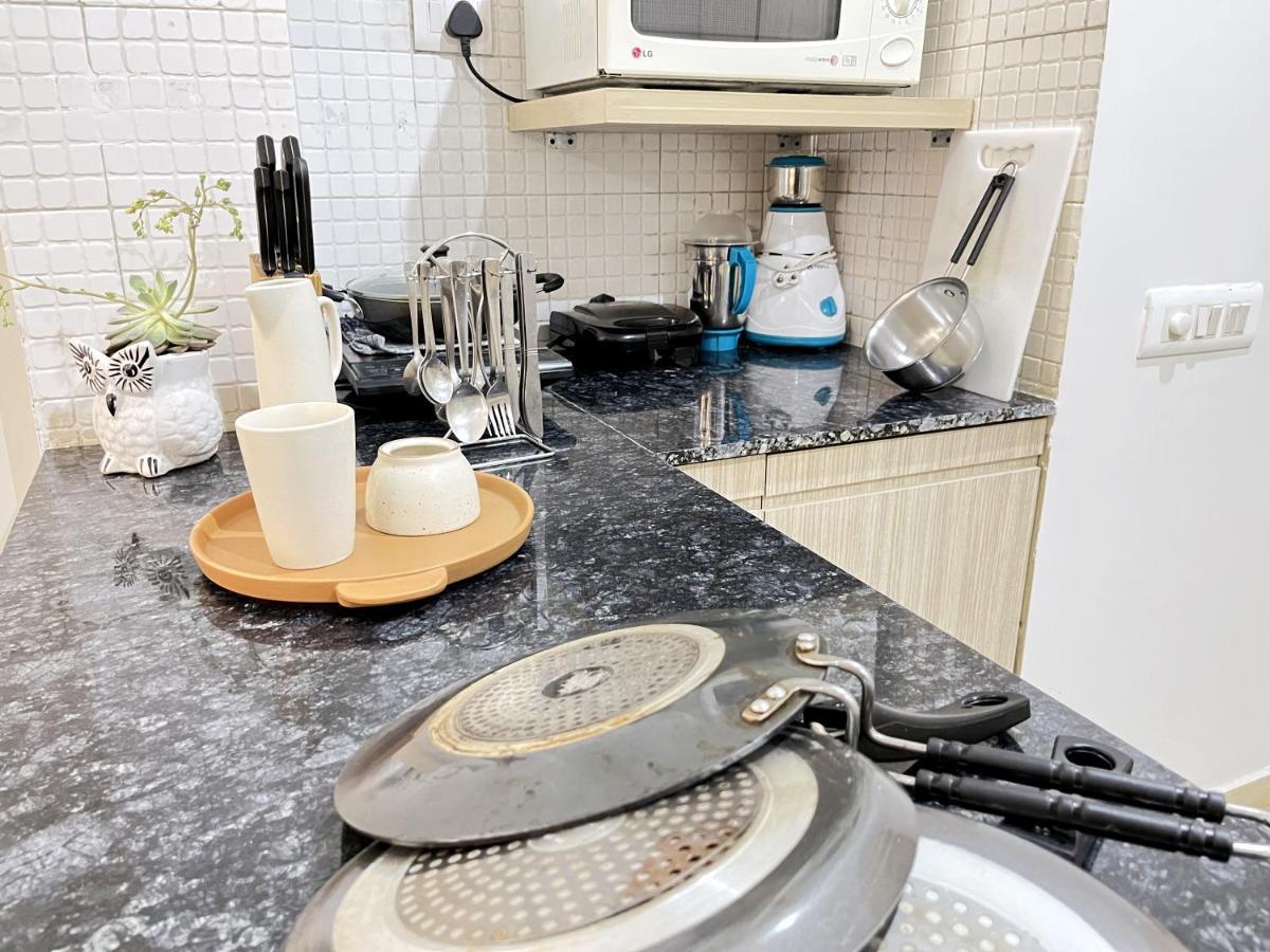 Bedchambers Serviced Apartments, Sector 40 Гургаон Экстерьер фото