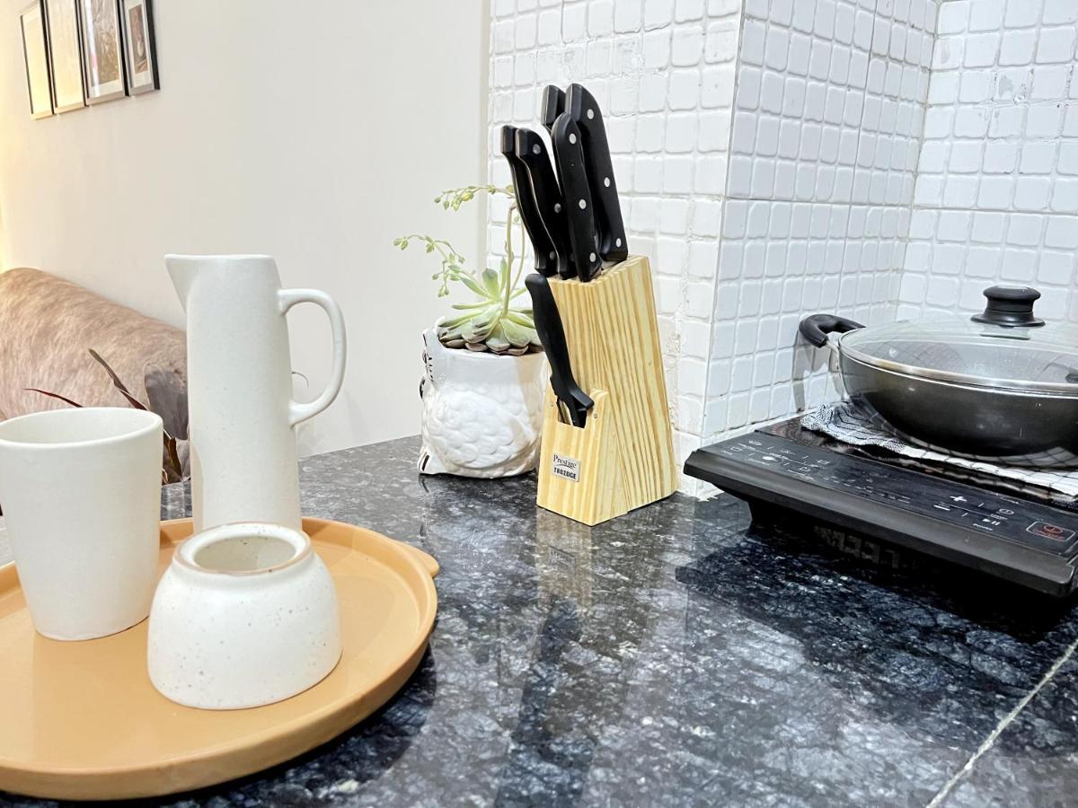 Bedchambers Serviced Apartments, Sector 40 Гургаон Экстерьер фото