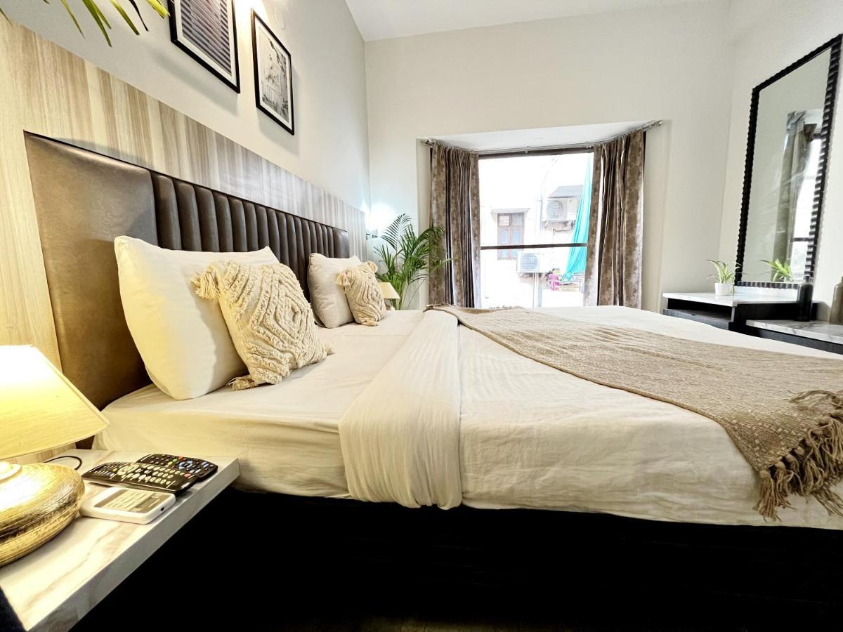 Bedchambers Serviced Apartments, Sector 40 Гургаон Экстерьер фото