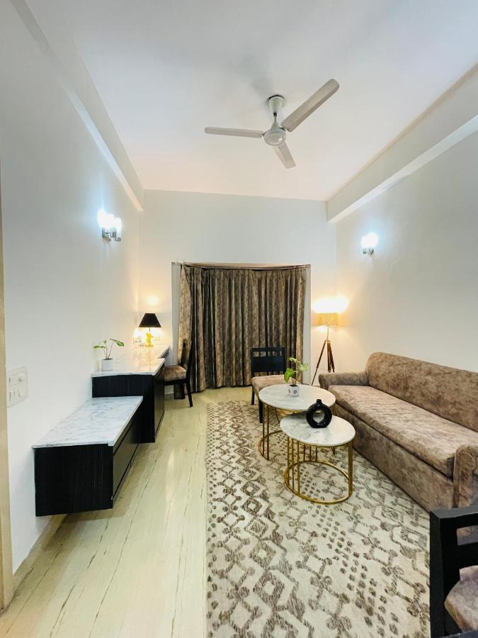 Bedchambers Serviced Apartments, Sector 40 Гургаон Экстерьер фото